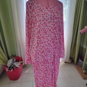 Vibrant Pink Leopard Print Pajamas Set